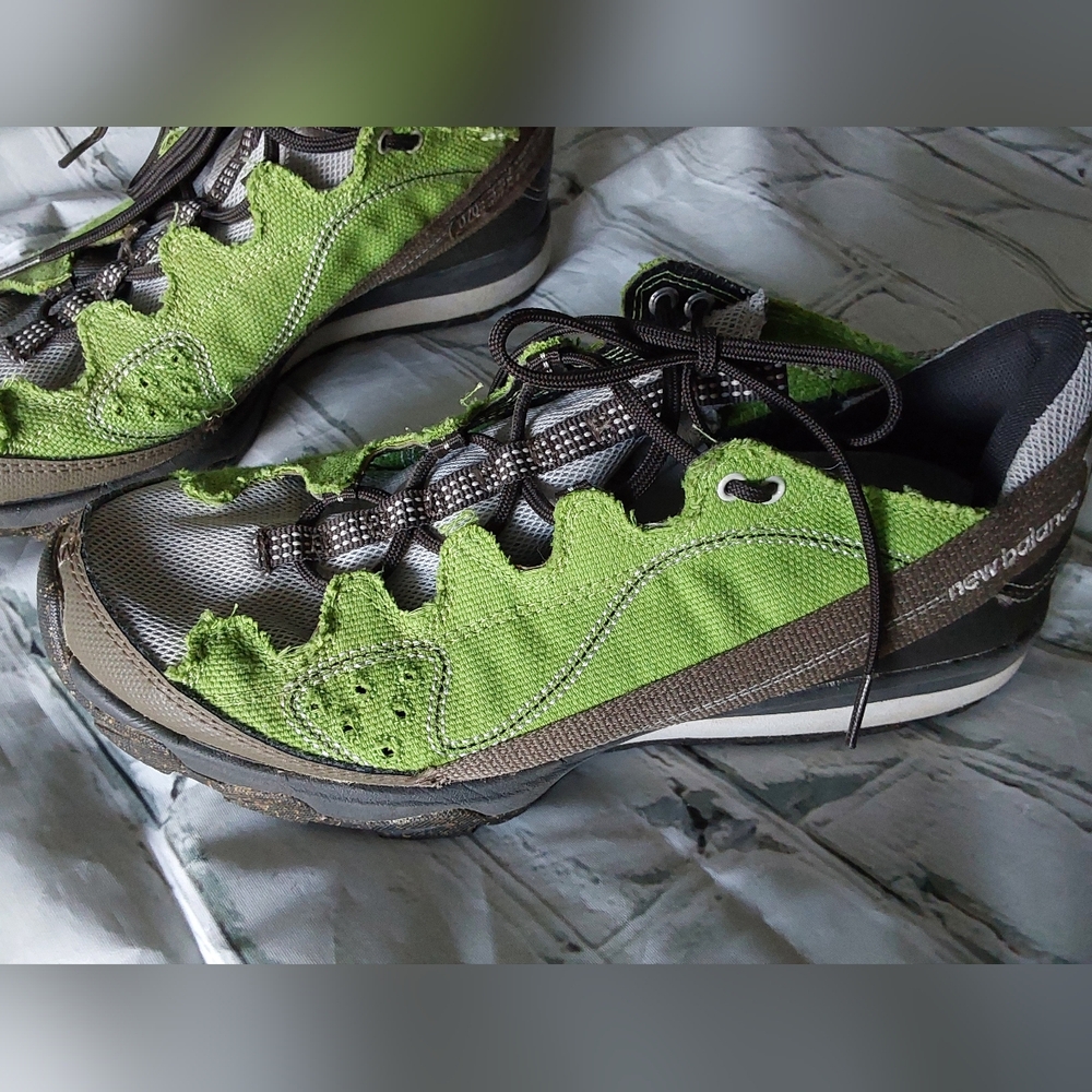 New Balance WE70 Green and Gray Walking/Trail Hiking Shoes